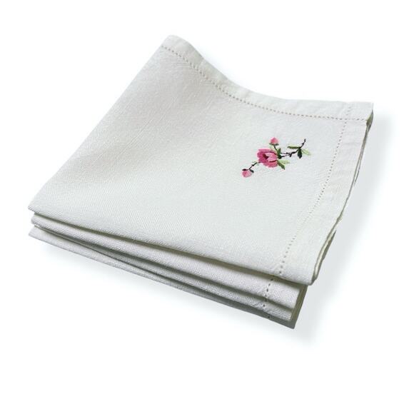 Delicate Linen Napkins Vintage Set 4 Embroidered Corner Flower Pink Green 11x11 - Picture 6 of 9